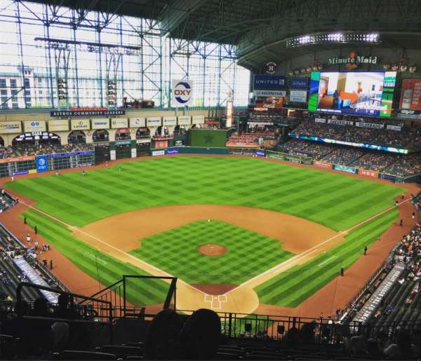 Daikin Park, section: 419, row: 8