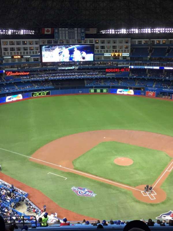 Rogers Centre, section: 526, row: 22, seat: 18