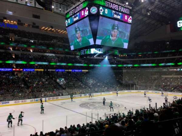 American Airlines Center, section: 121, row: U, seat: 5