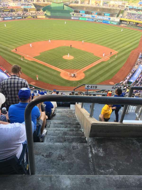 Kauffman Stadium, section: 419, row: BB, seat: 23