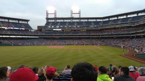 Citizens Bank Park, section: 142, row: 9, seat: 14
