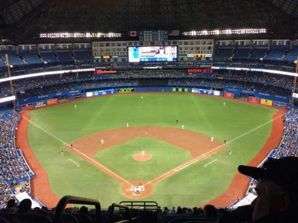 Rogers Centre, section: 524, row: 21, seat: 21