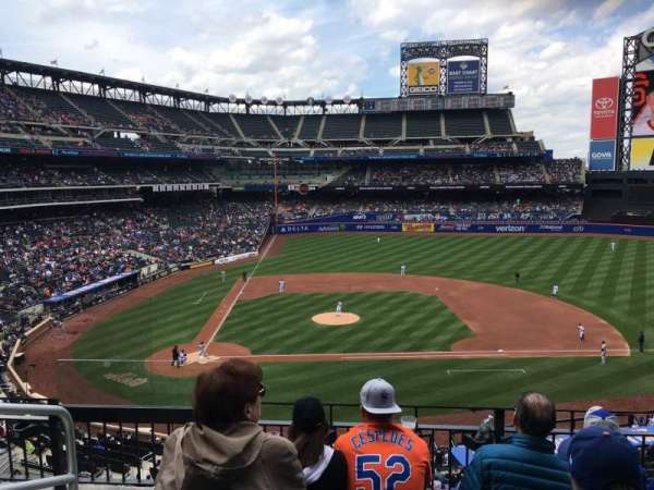 Citi Field, section: 313, row: 4, seat: 2