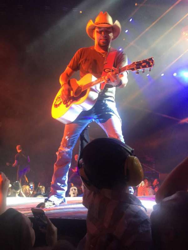 Mohegan Sun Arena, section: Pit