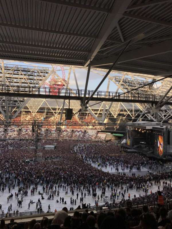 London Stadium, section: 208, row: 67, seat: 15