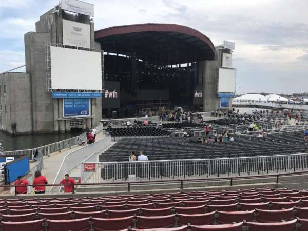 Jones Beach Theater, section: 107, row: L, seat: 14