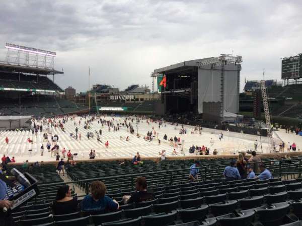 Wrigley Field, section: 231, row: 10, seat: 8