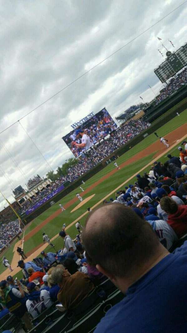 Wrigley Field, section: 122, row: 11, seat: 18