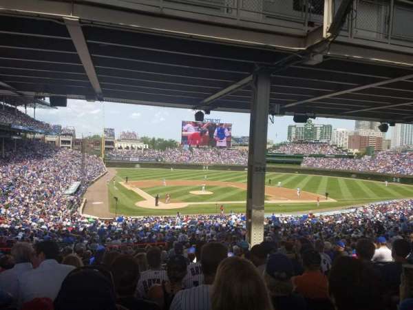 Wrigley Field, section: 220, row: 18, seat: 20