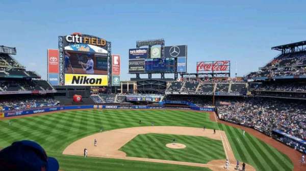 Citi Field, section: 324, row: 5, seat: 7