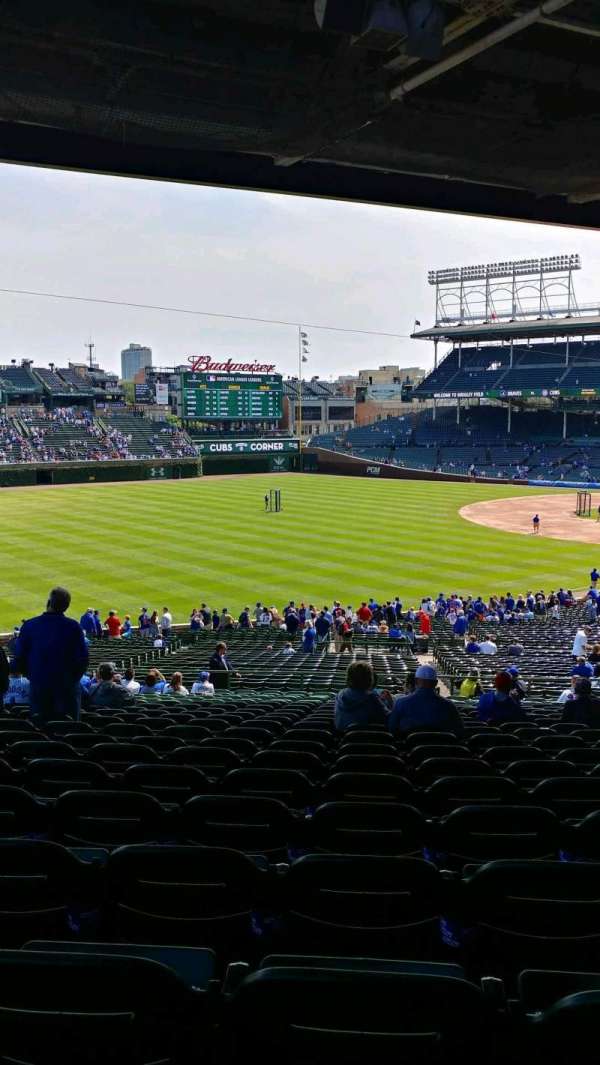 Wrigley Field, section: 204, row: 21, seat: 15