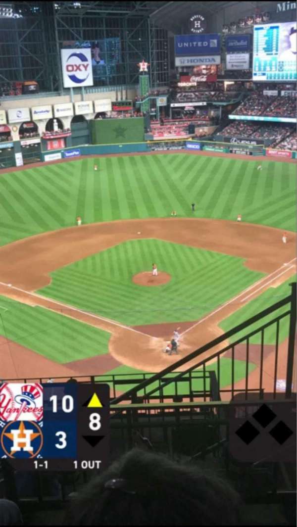 Daikin Park, section: 418, row: 3, seat: 19