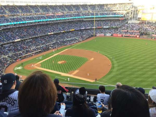 Yankee Stadium, section: 413, row: 5, seat: 18