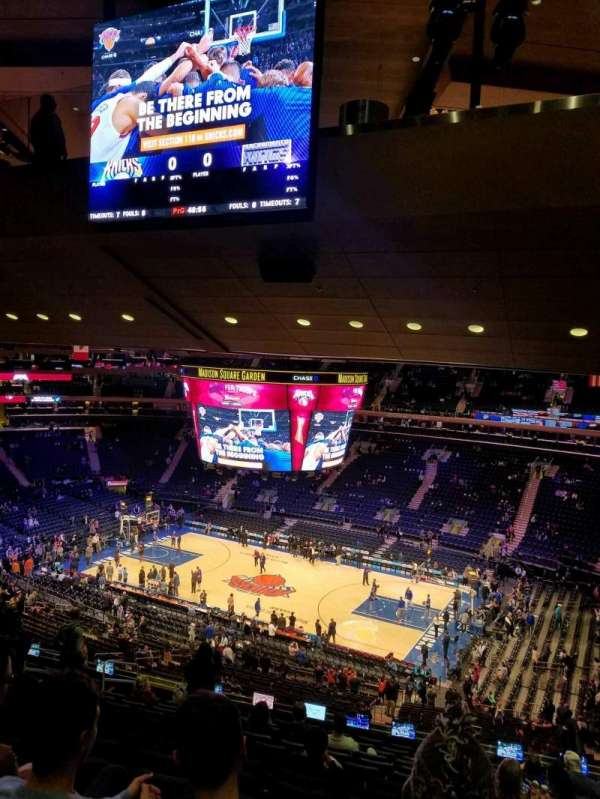 Madison Square Garden, section: 213, row: 14, seat: 15