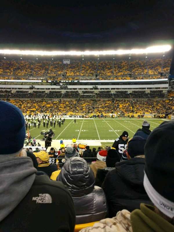 Acrisure Stadium, section: 112, row: T, seat: 8
