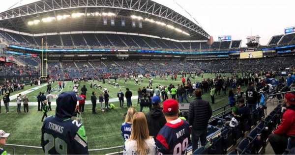 Lumen Field, section: 139, row: D, seat: 12