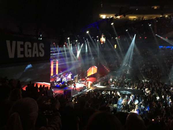 T-Mobile Arena, section: 4, row: U, seat: 9