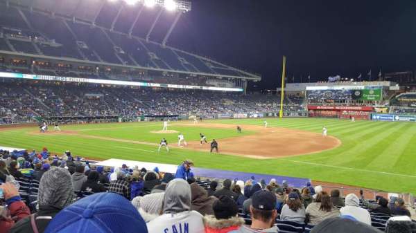 Kauffman Stadium, section: 139, row: U, seat: 5
