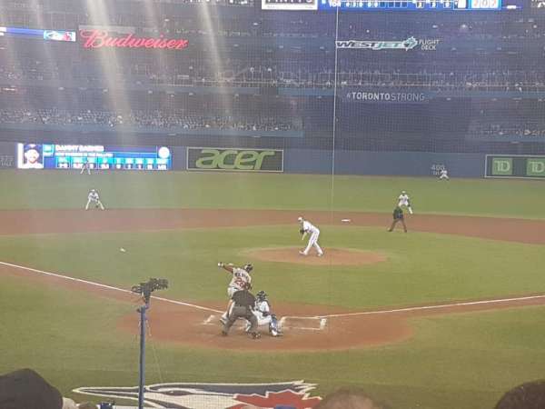 Rogers Centre, section: 121R, row: 22, seat: 7