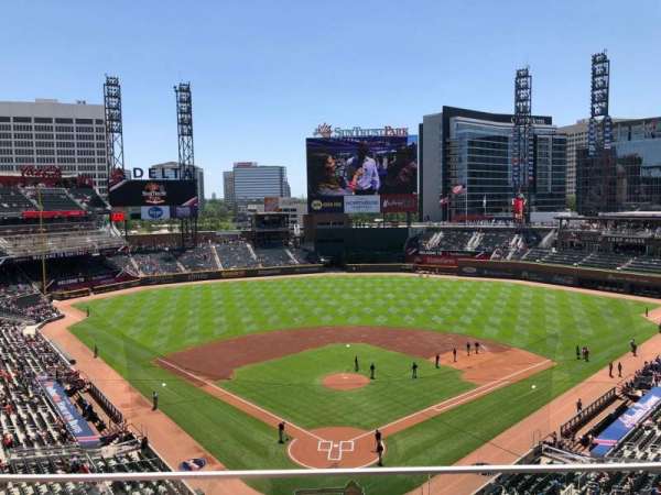 Truist Park, section: 326, row: 2, seat: 6