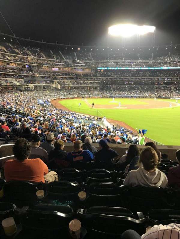 Citi Field, section: 104, row: 32, seat: 4