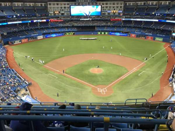 Rogers Centre, section: 525, row: 9, seat: 3