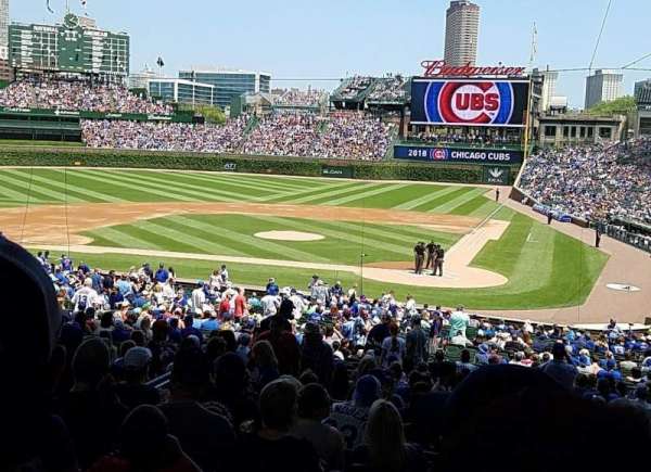 Wrigley Field, section: 214, row: 11, seat: 20