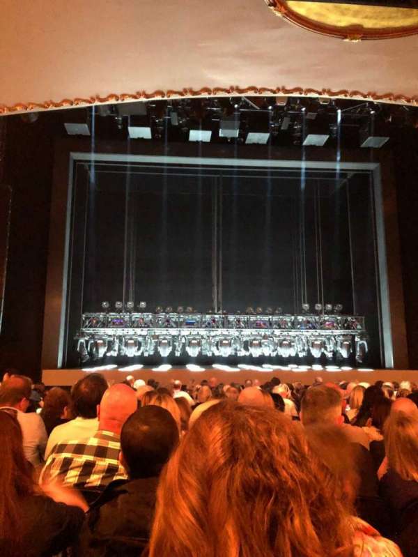 Lunt-Fontanne Theatre, section: Orchestra C, row: Q, seat: 104