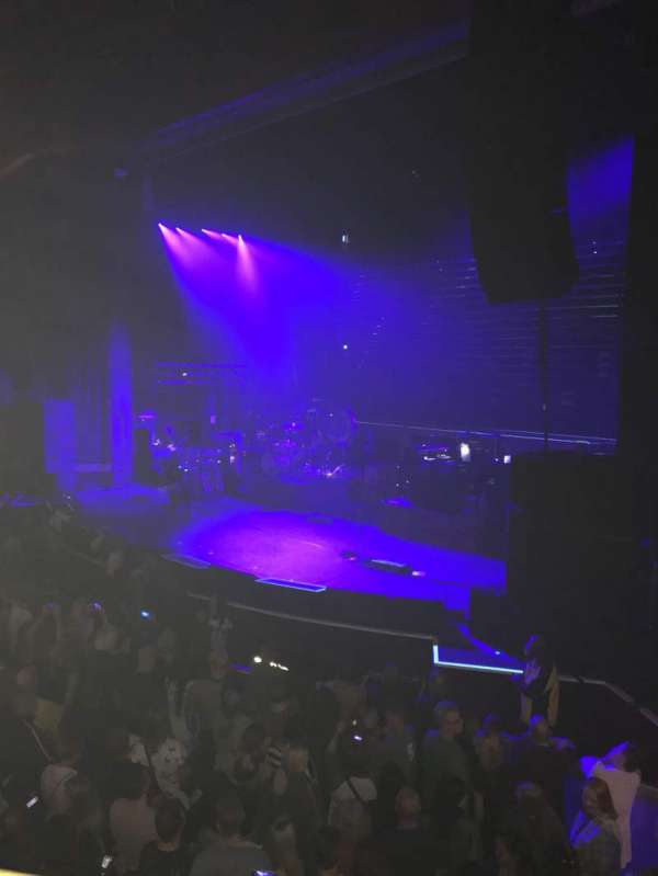 O2 Apollo Manchester, section: Front Circle, row: AA, seat: 2