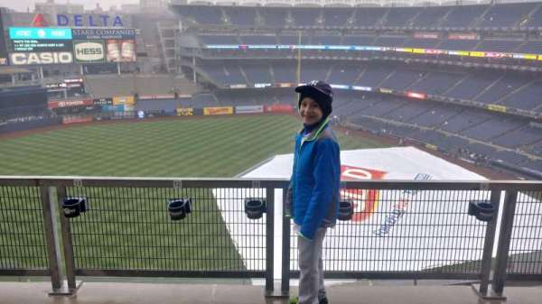 Yankee Stadium, section: 327, row: 9SR, seat: 9