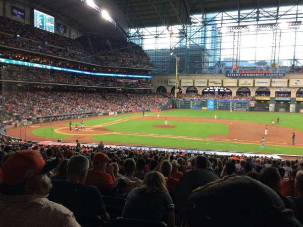 Daikin Park, section: 125, row: 37, seat: 11
