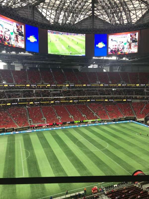 Mercedes-Benz Stadium, section: 343, row: 1, seat: 3