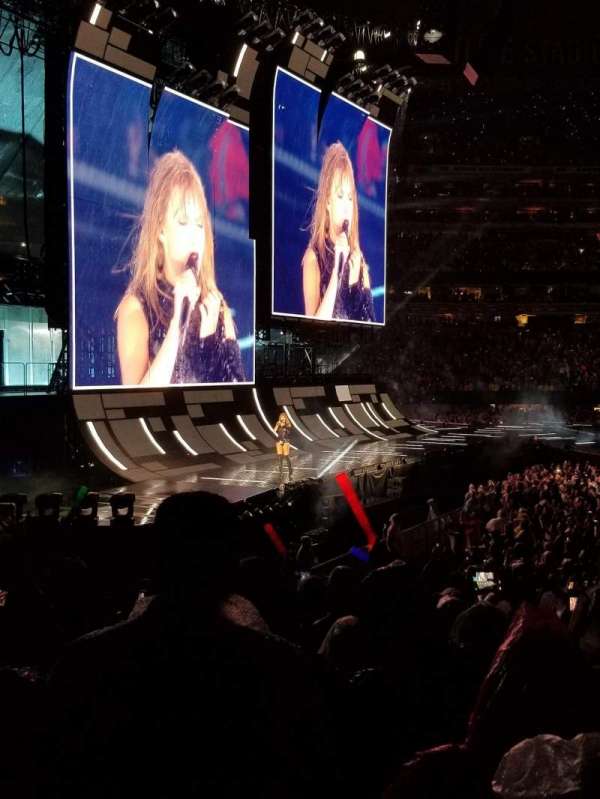 MetLife Stadium, section: 142, row: 12, seat: 24