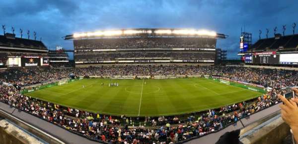 Lincoln Financial Field, section: C22, row: 1, seat: 18