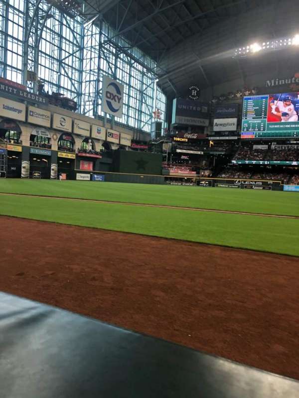 Daikin Park, section: 110, row: 1, seat: 17