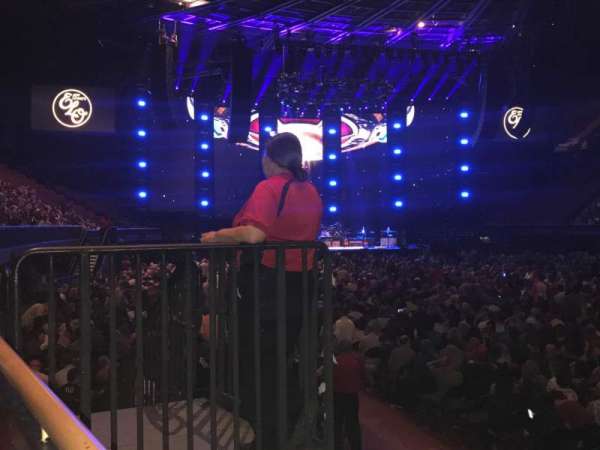 Kia Forum, section: 131, row: 1, seat: 7