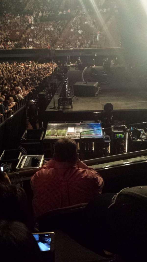 Kia Forum, section: 113, row: 3, seat: 8