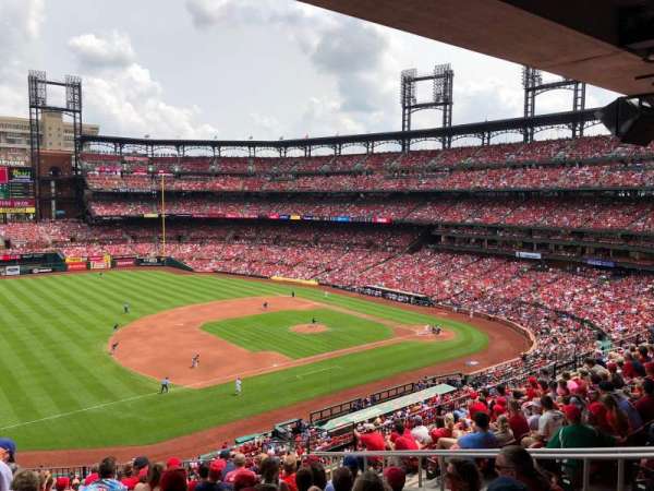 Busch Stadium, section: 161, row: 28, seat: 6