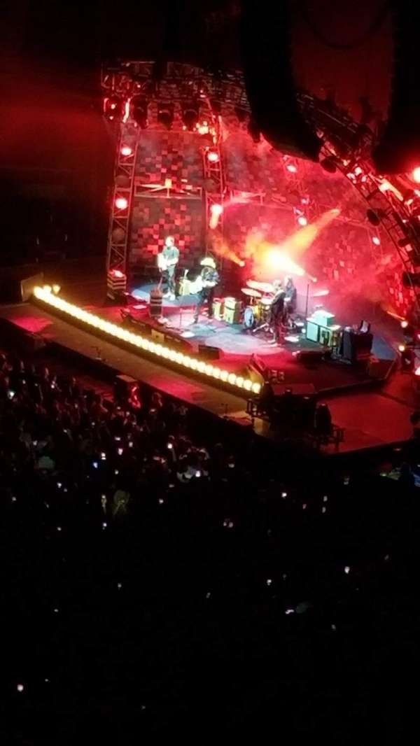 Kia Forum, section: 208, row: 24, seat: 1
