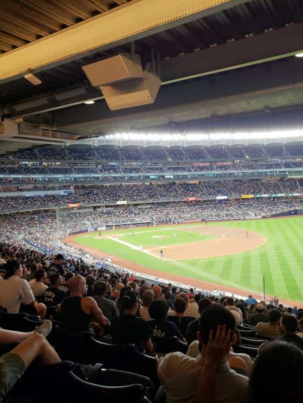 Yankee Stadium, section: 210, row: 22, seat: 10