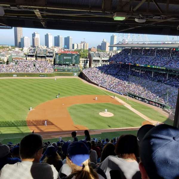 Wrigley Field, section: 410L, row: 8, seat: 12