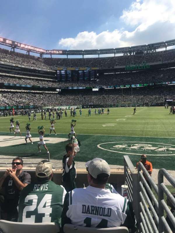 MetLife Stadium, section: 148, row: 5, seat: 20