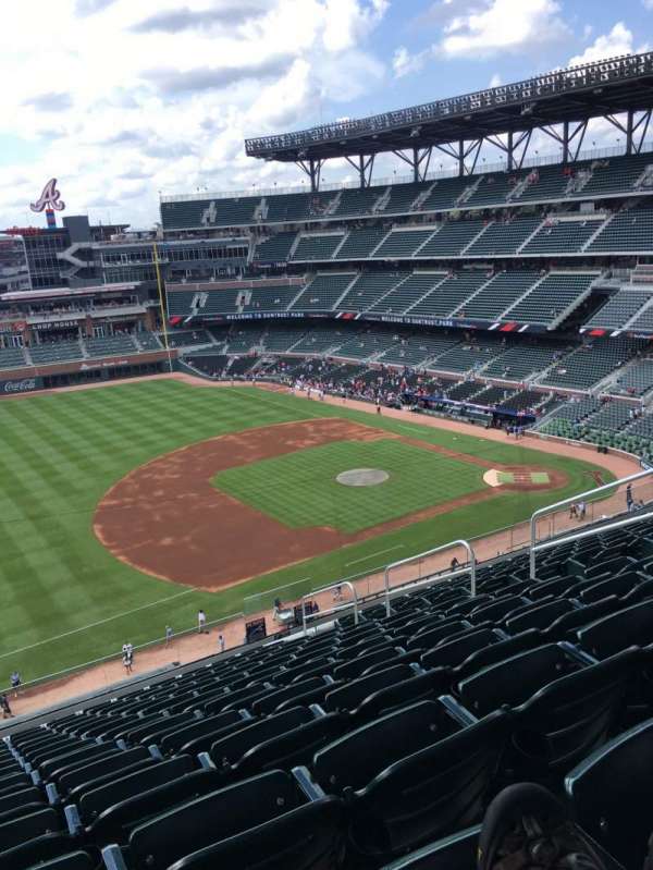 Truist Park, section: 337, row: 13, seat: 9