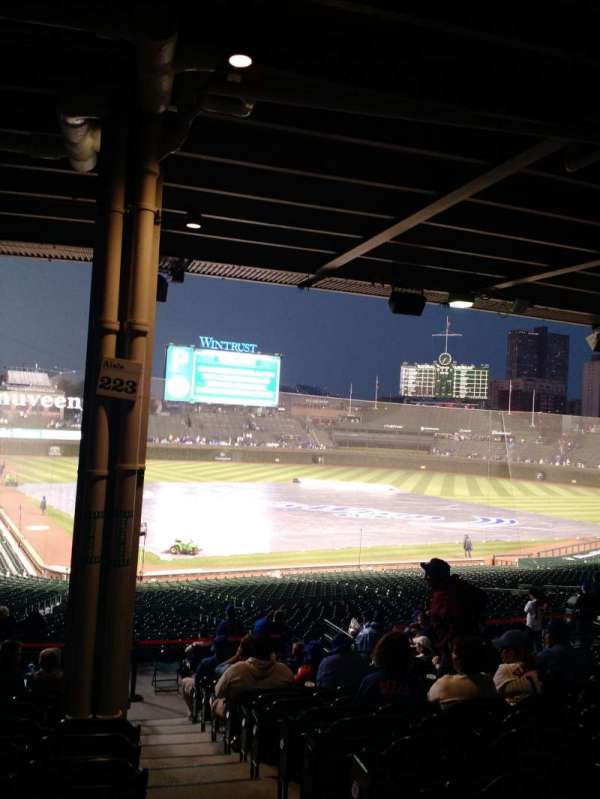 Wrigley Field, section: 220, row: 14, seat: 1