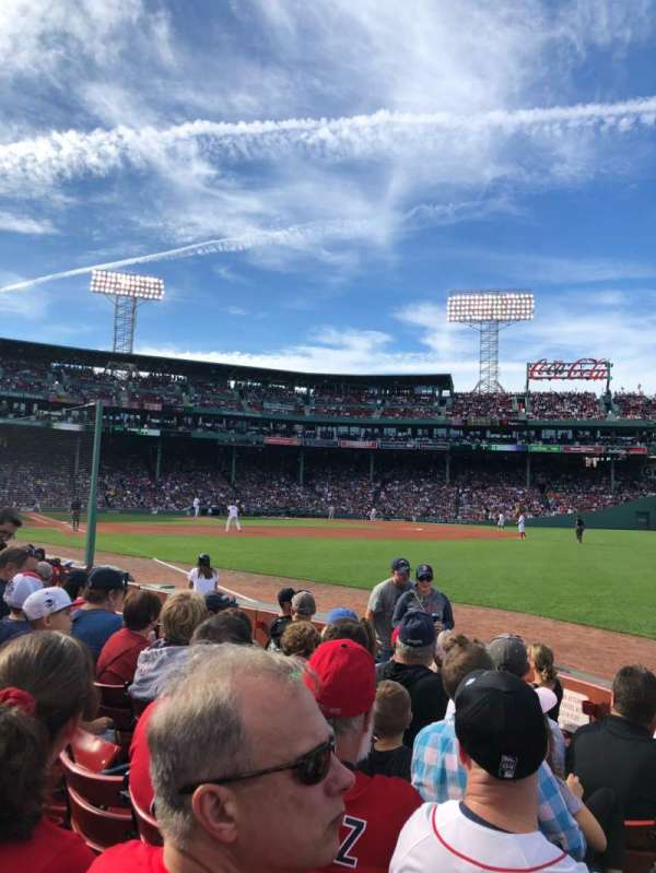Fenway Park, section: Right Field Box 7, row: E, seat: 14