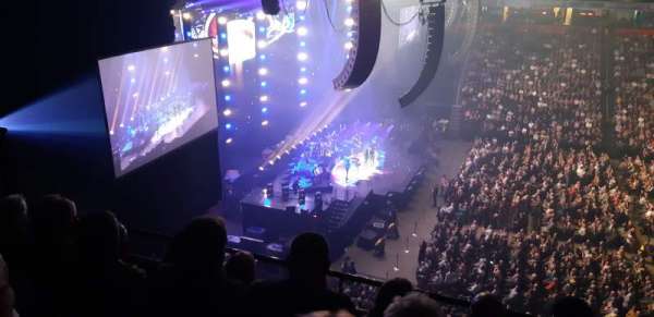 AO Arena, section: 202, row: D, seat: 9