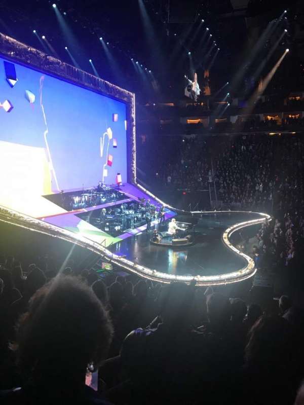 Toyota Center, section: 121, row: 14, seat: 15