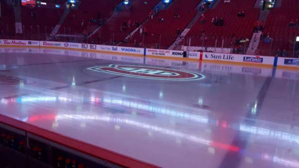 Centre Bell, section: 124, row: CC, seat: 12
