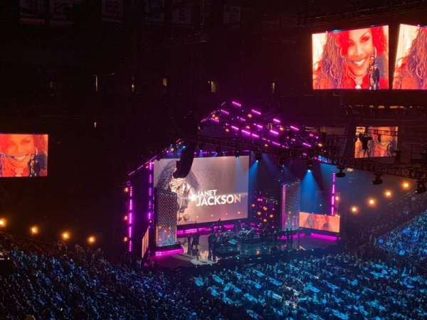 Barclays Center, section: 220, row: 6, seat: 17