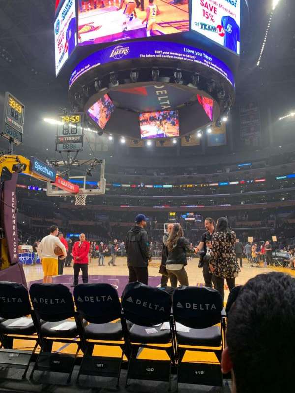 Crypto.com Arena, section: 115, row: B, seat: 4